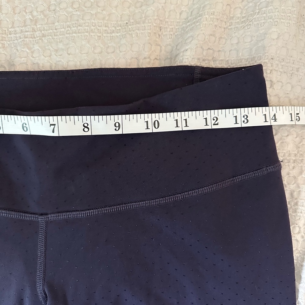 Lululemon Emerge Renewed Crop leggings - Picture 8 of 8
